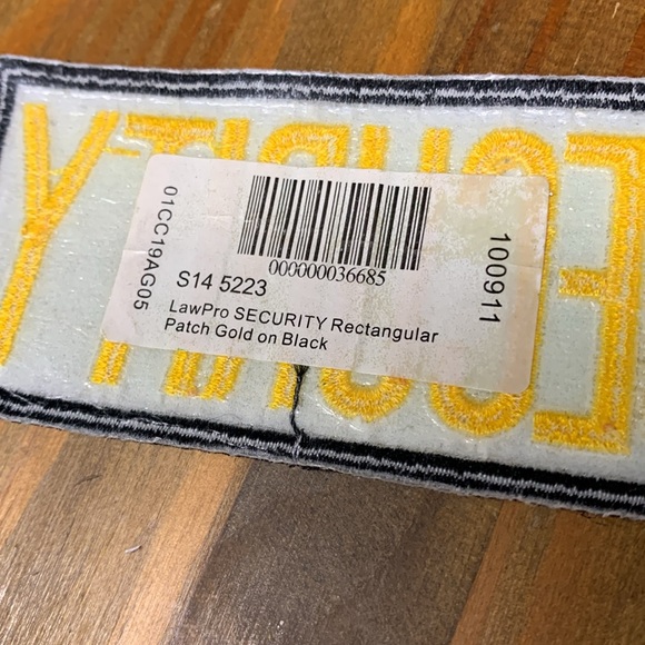 NWT 4”x2” LawPro Security Badge Gold on Black - Picture 4 of 4
